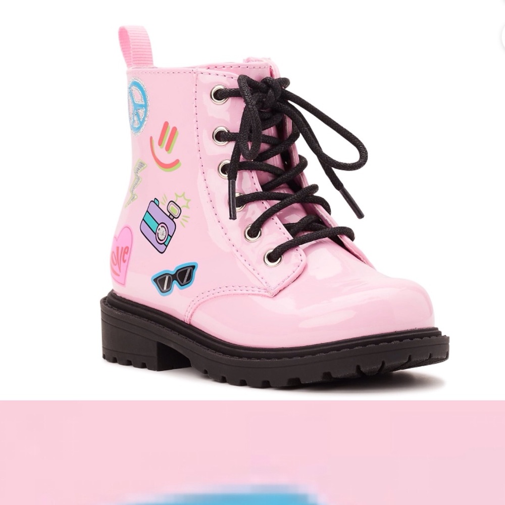 Combat boots new